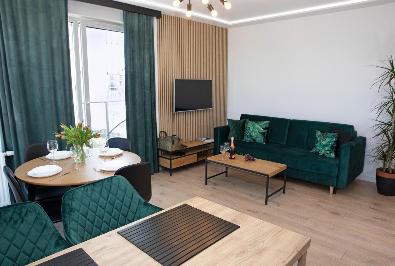 Luxus Apartament Tulipan กดิเนีย ภายนอก รูปภาพ