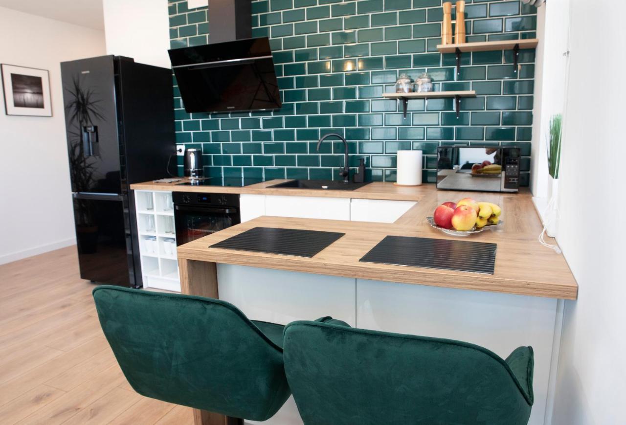 Luxus Apartament Tulipan กดิเนีย ภายนอก รูปภาพ