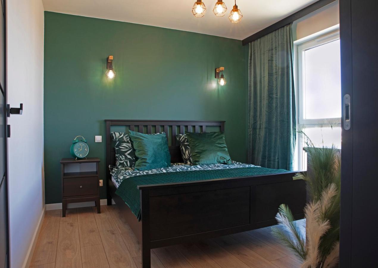 Luxus Apartament Tulipan กดิเนีย ภายนอก รูปภาพ