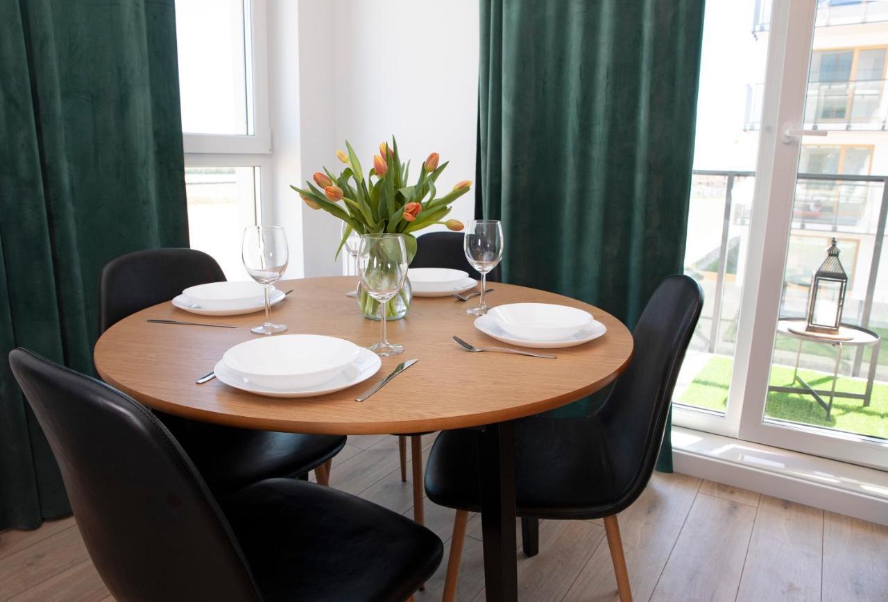 Luxus Apartament Tulipan กดิเนีย ภายนอก รูปภาพ